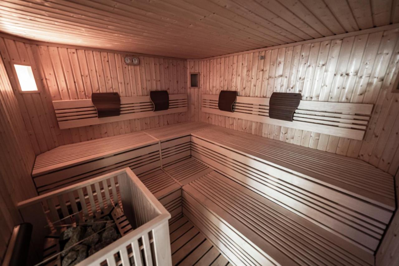 Hotel Garni Paradisi - Wellness & Spa Mezzano Eksteriør billede