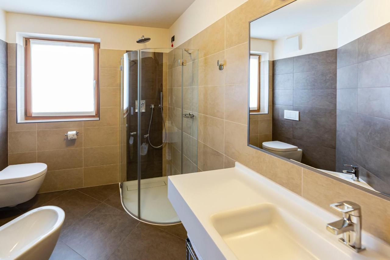Hotel Garni Paradisi - Wellness & Spa Mezzano Eksteriør billede