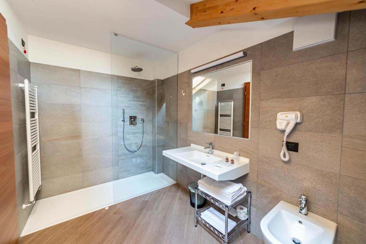 Hotel Garni Paradisi - Wellness & Spa Mezzano Eksteriør billede