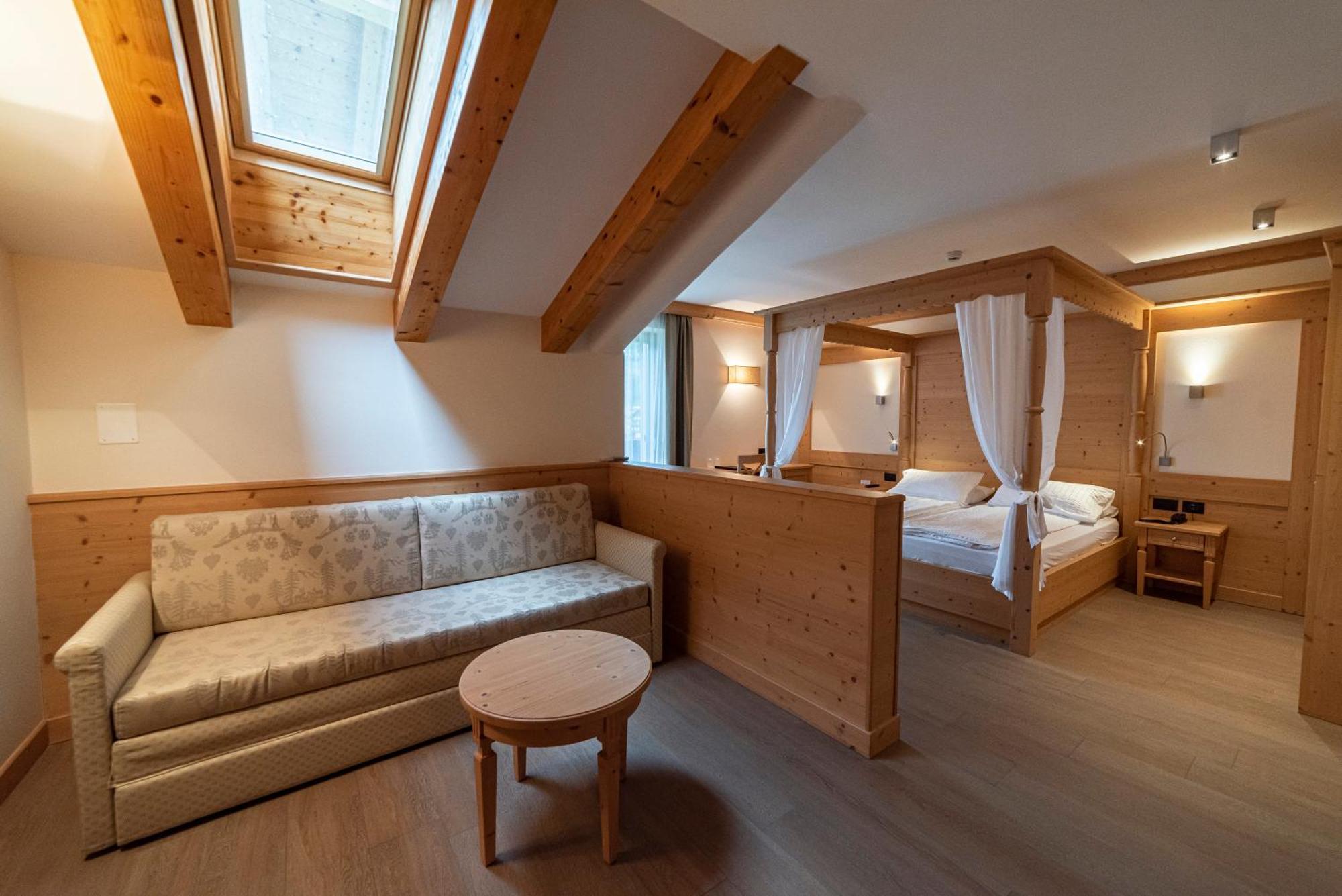 Hotel Garni Paradisi - Wellness & Spa Mezzano Eksteriør billede