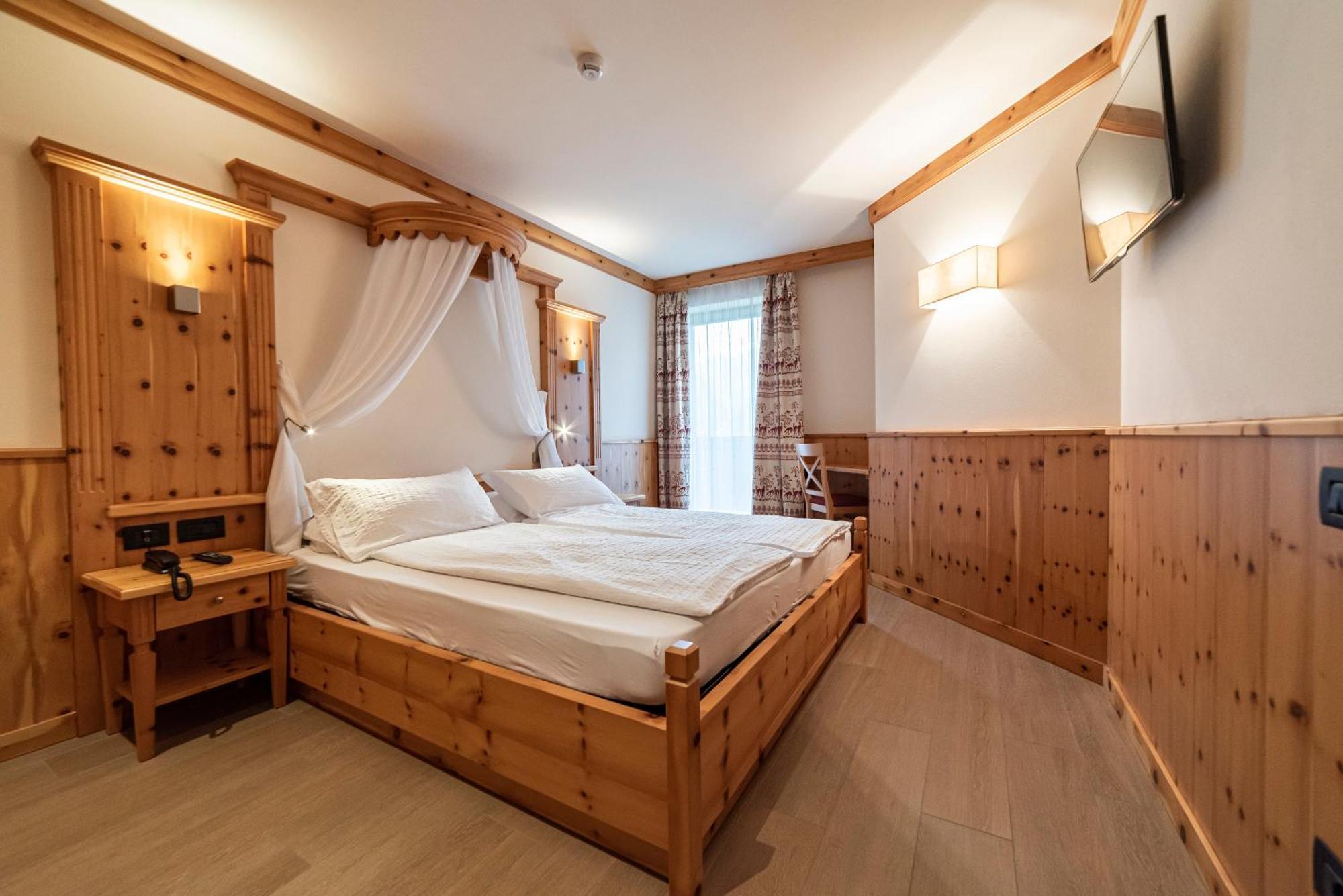 Hotel Garni Paradisi - Wellness & Spa Mezzano Eksteriør billede