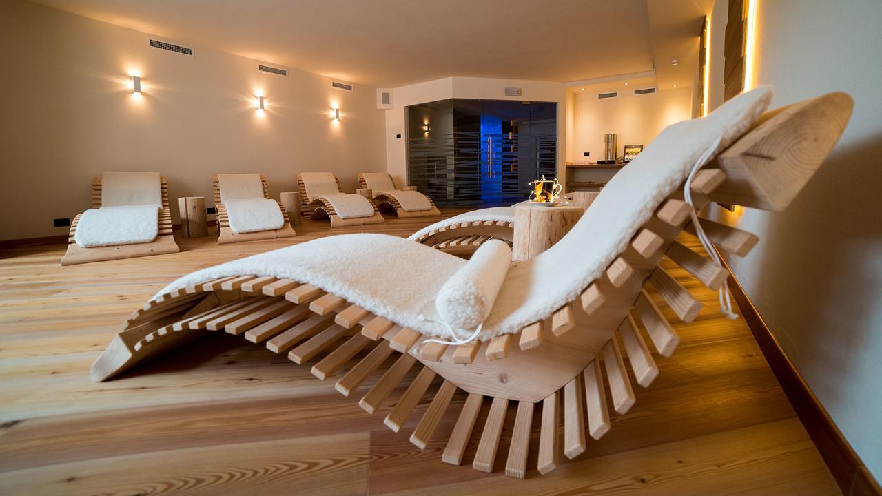 Hotel Garni Paradisi - Wellness & Spa Mezzano Eksteriør billede